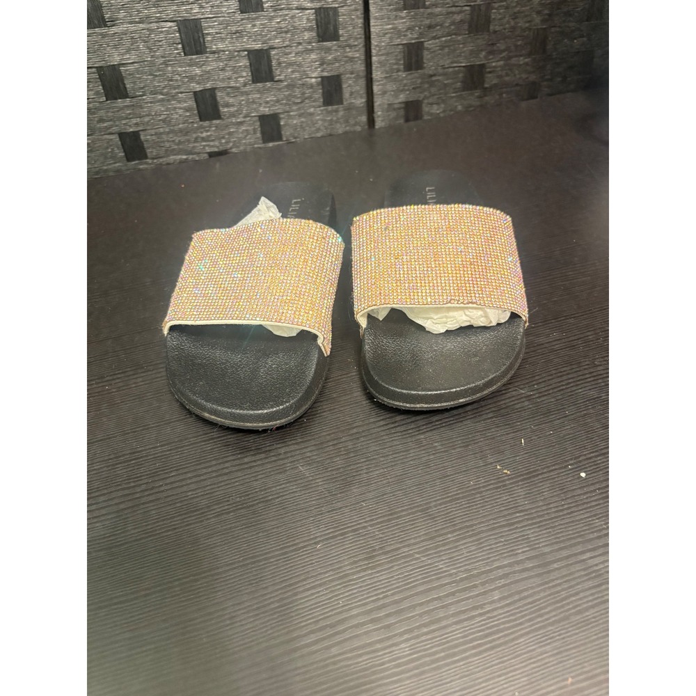 Liliana slides size 10